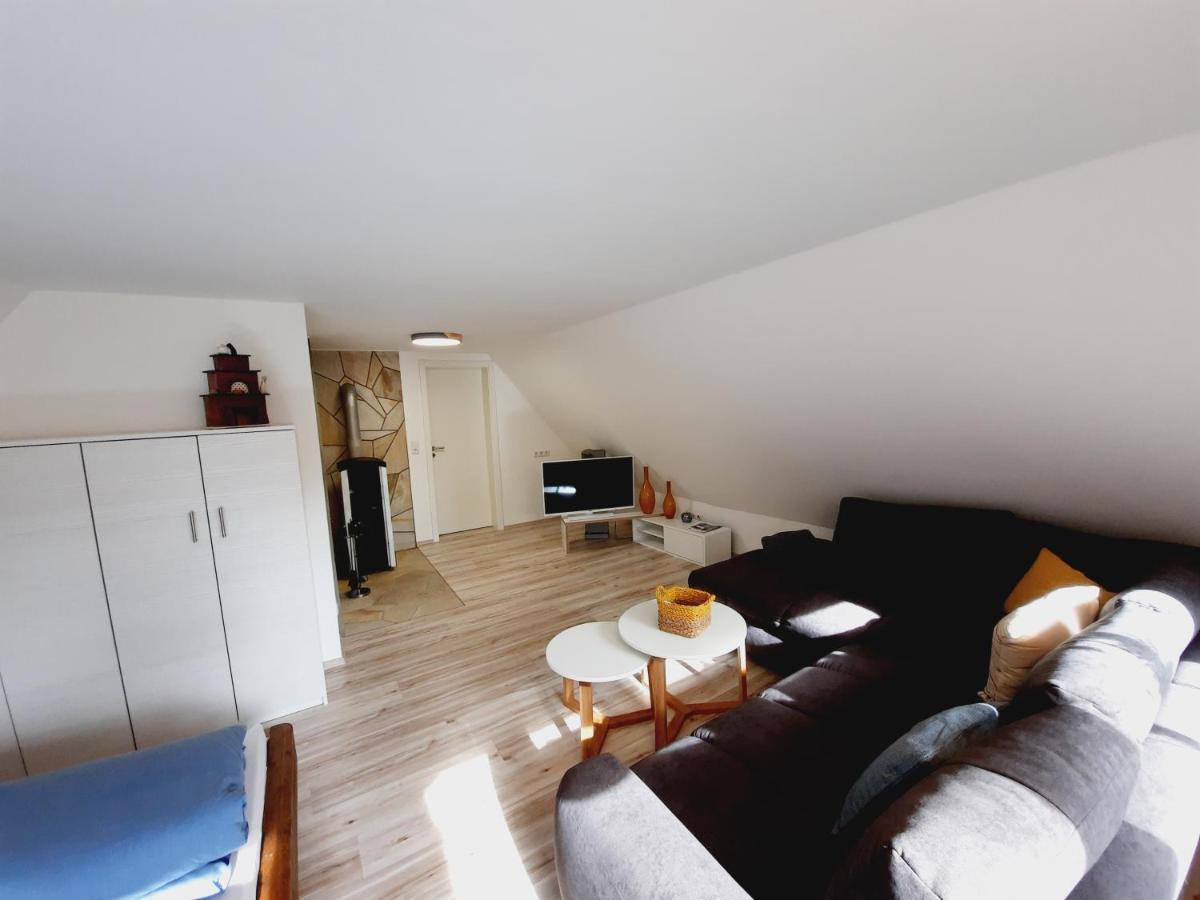 Ferienwohnung Stuetzengruen Luaran gambar